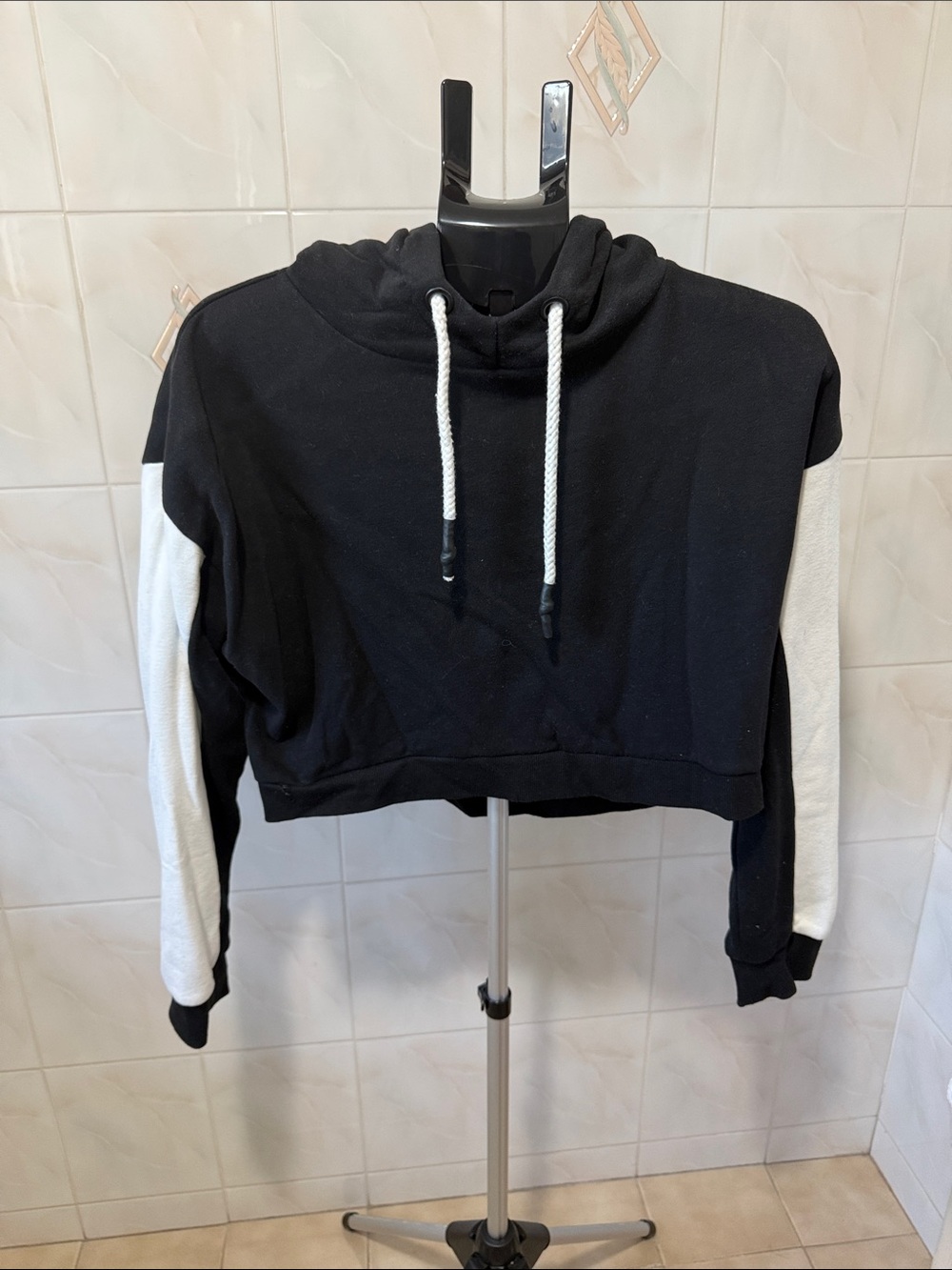 Cropped Black Hoodie with White Sleeve Panels - Women's Sweatshirt